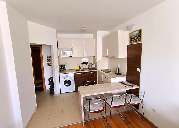 In Belvedere Club G205 Apartment