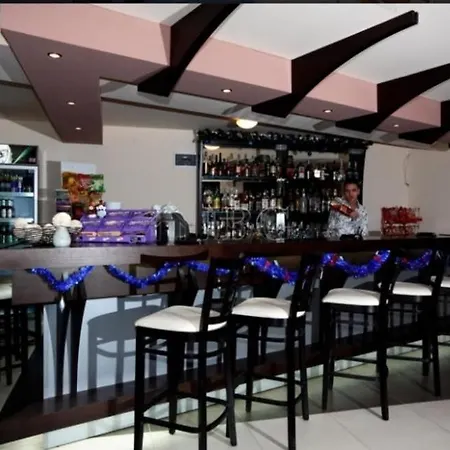 In Belvedere Club G205 בנסקו